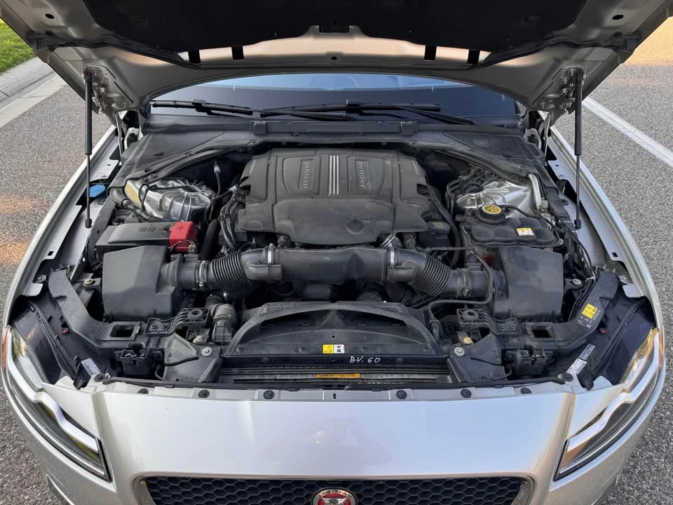 2016 Jaguar X260 XF - Image 3 of 11