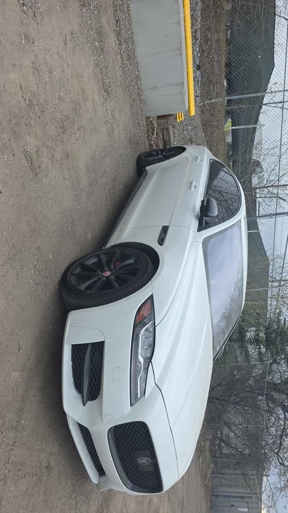 2016 Jaguar X260 XF - Image 3 of 9