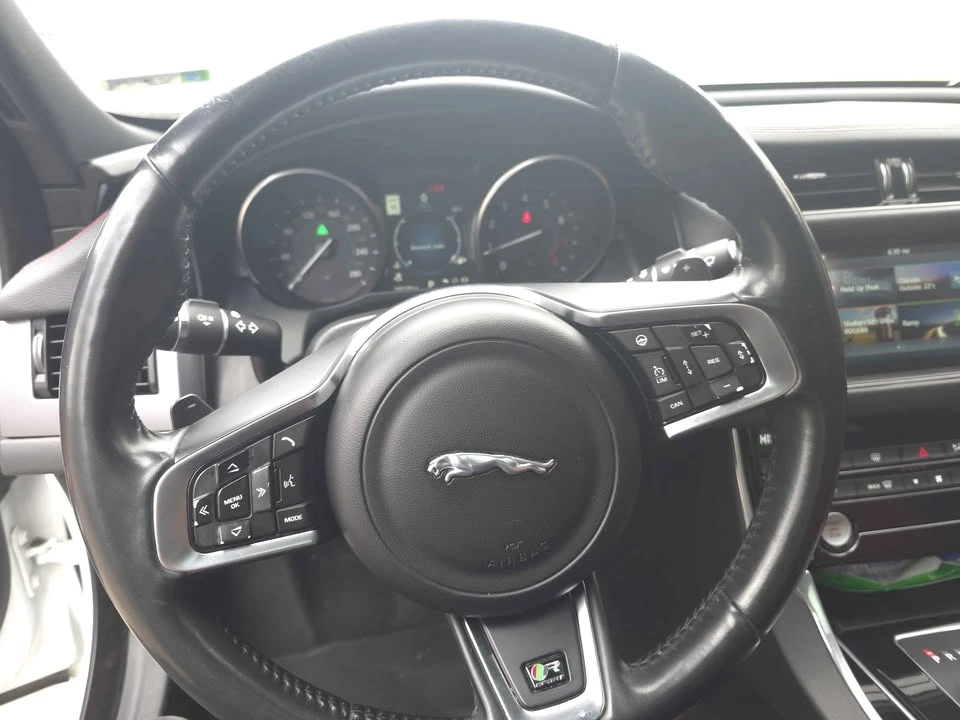 2016 Jaguar X260 XF - Image 8 of 9