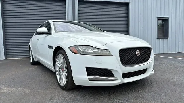 2016 Jaguar XF