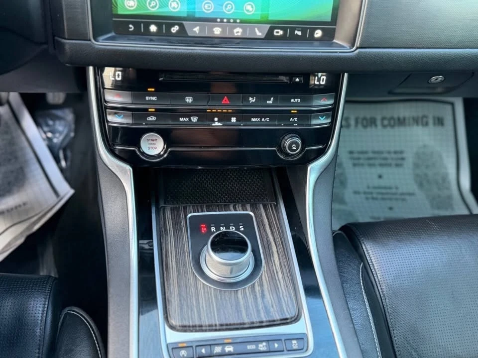 2016 Jaguar X260 XF - Image 17 of 20