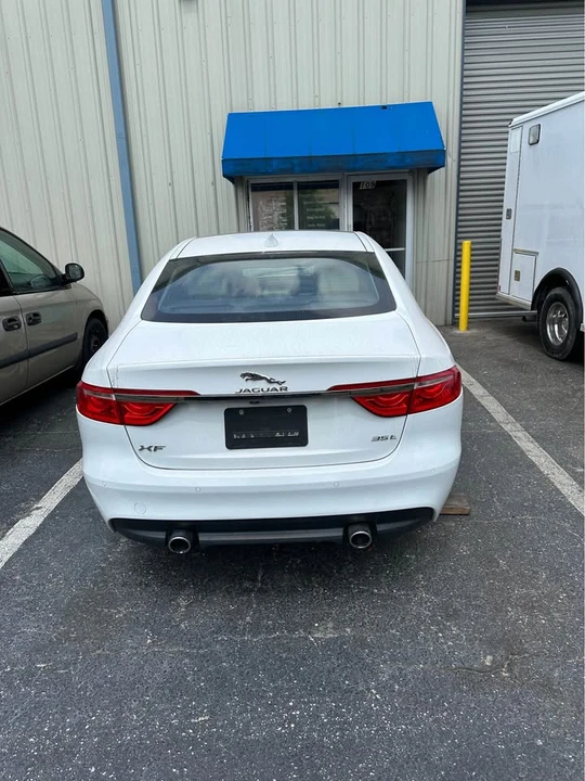 2016 Jaguar X260 XF - Image 8 of 8