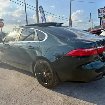 2016 Jaguar XF Premium Sedan