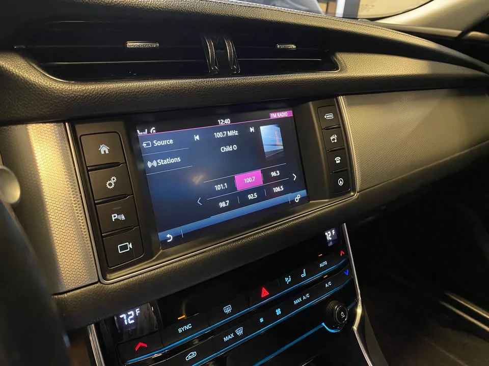 2016 Jaguar X260 XF - Image 17 of 21