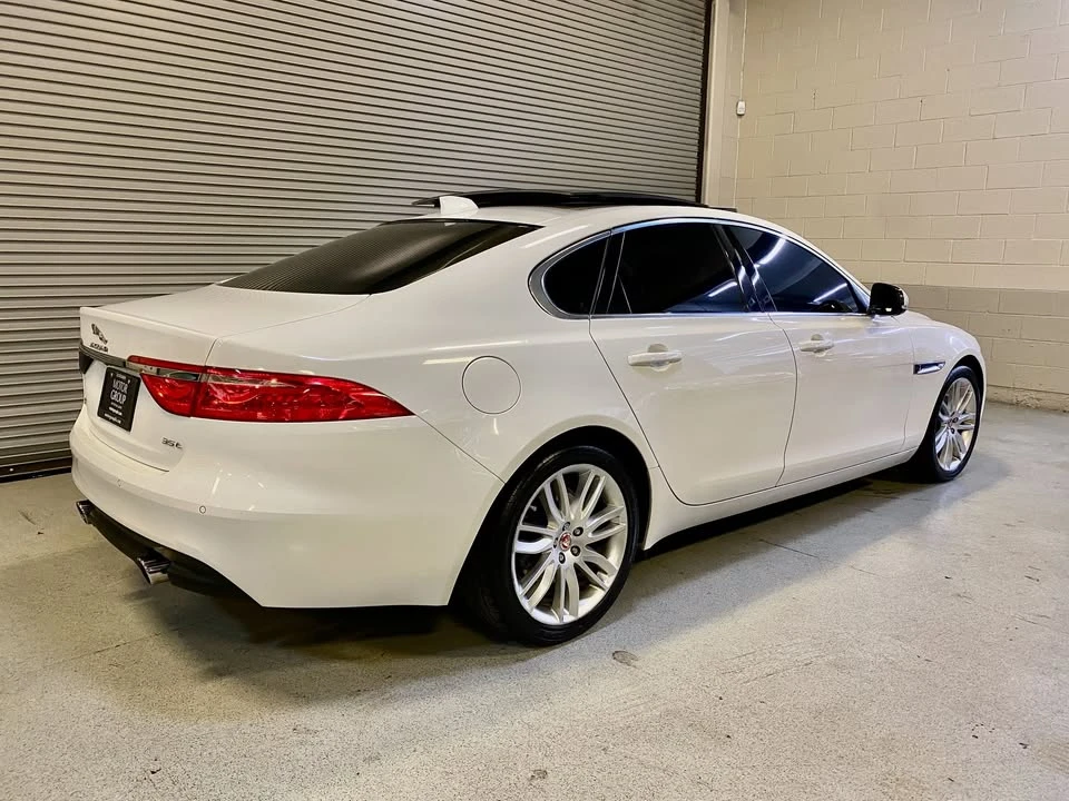 2016 Jaguar X260 XF - Image 8 of 21