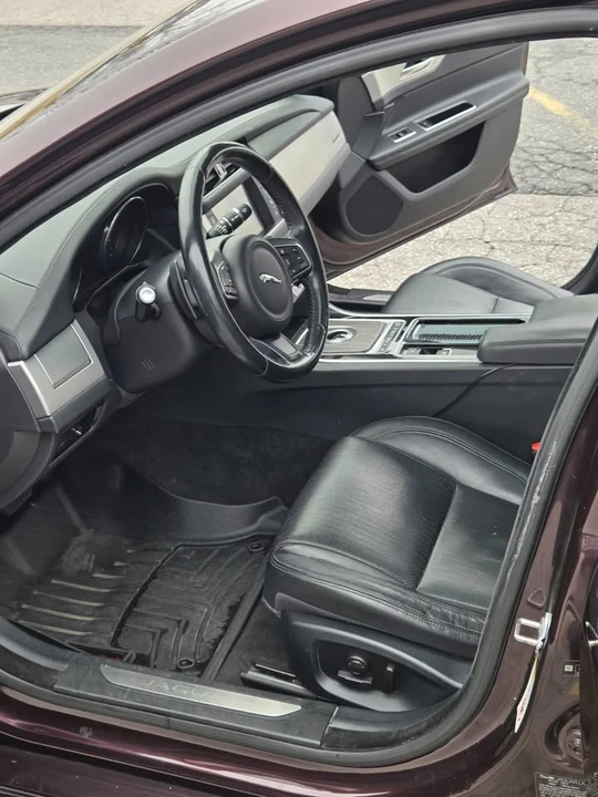 2016 Jaguar X260 XF - Image 10 of 15