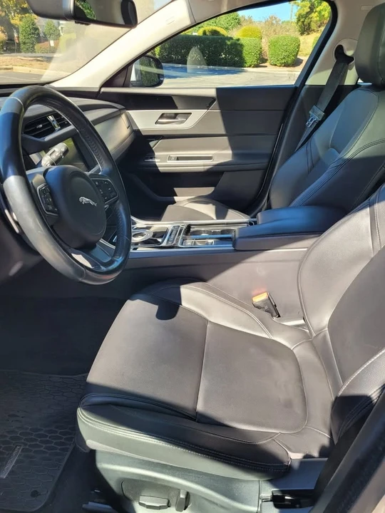 2016 Jaguar X260 XF - Image 8 of 14
