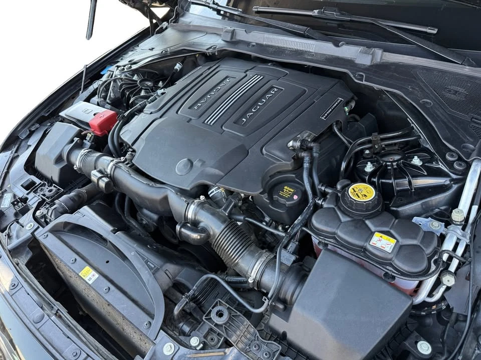 2016 Jaguar X260 XF - Image 13 of 20