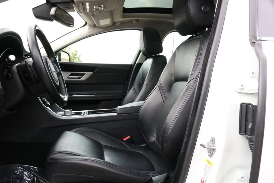 2016 Jaguar X260 XF - Image 10 of 20