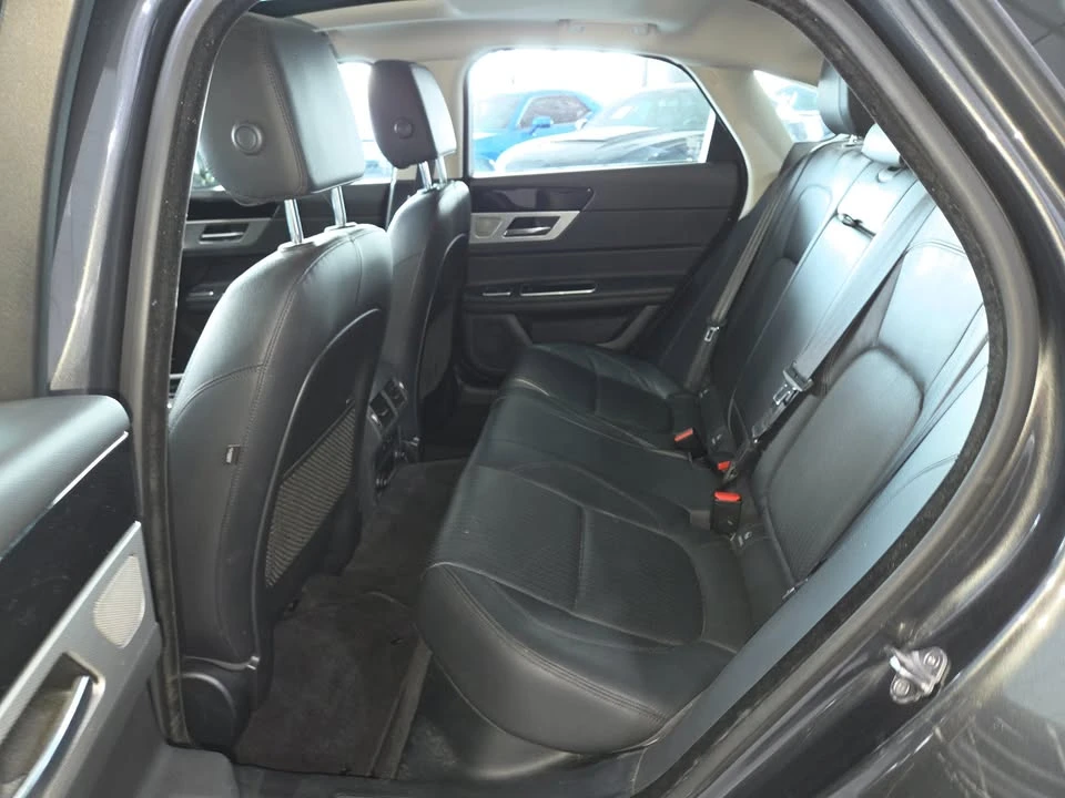2016 Jaguar X260 XF - Image 14 of 20