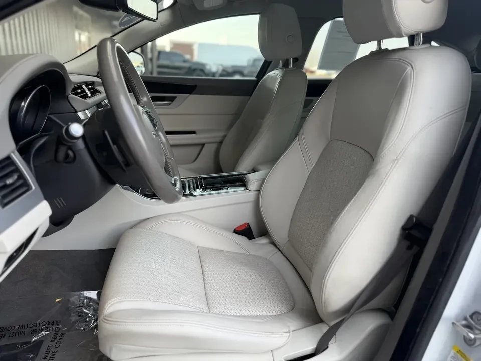 2016 Jaguar X260 XF - Image 11 of 20