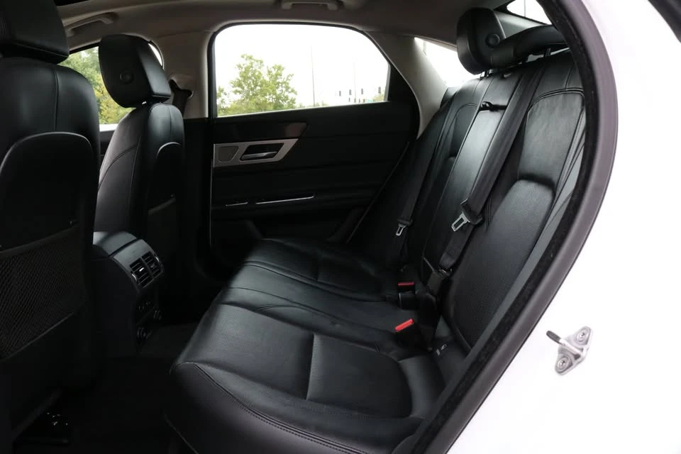 2016 Jaguar X260 XF - Image 16 of 20