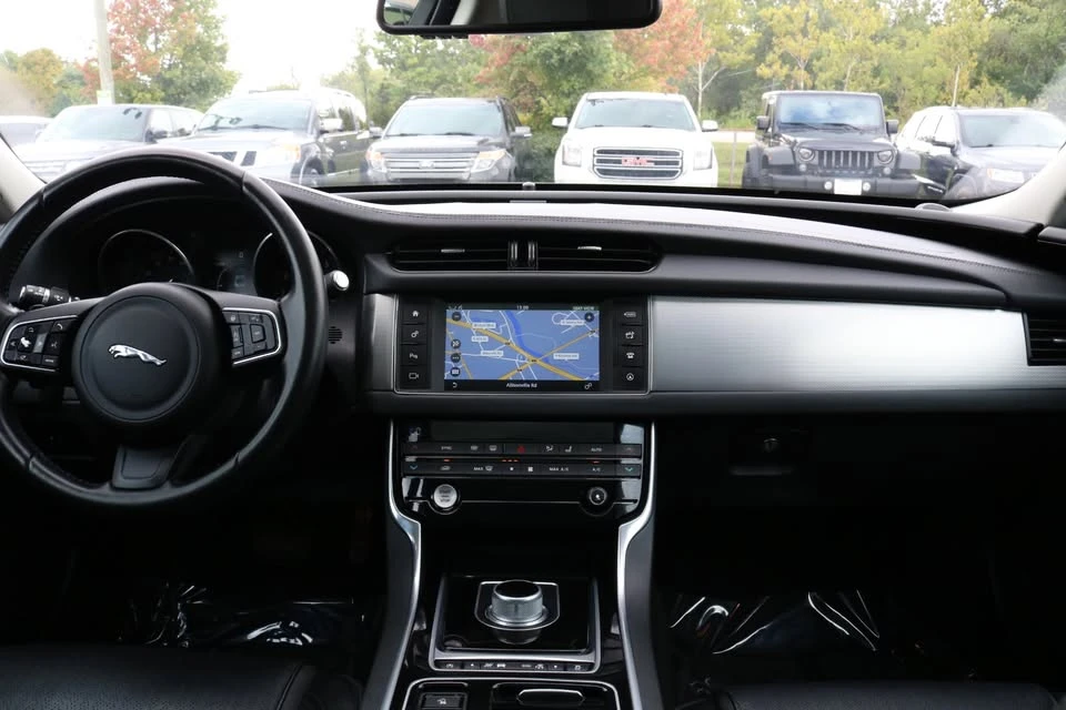 2016 Jaguar X260 XF - Image 18 of 20