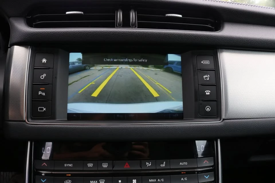 2016 Jaguar X260 XF - Image 12 of 20