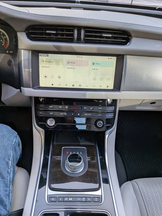 2016 Jaguar X260 XF - Image 15 of 17