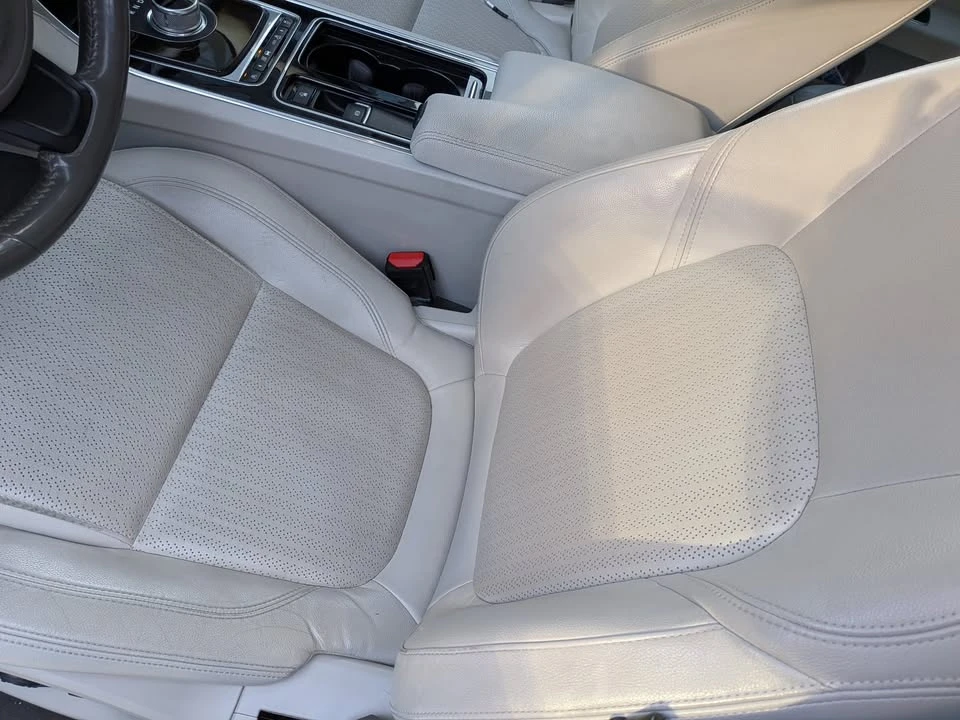 2016 Jaguar X260 XF - Image 13 of 17