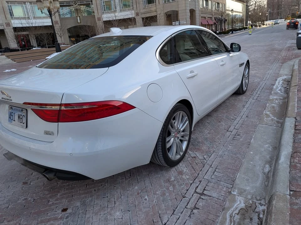 2016 Jaguar X260 XF - Image 4 of 17