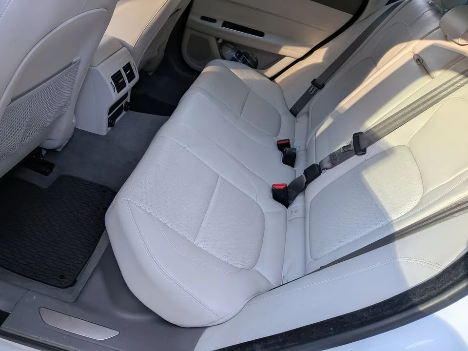 2016 Jaguar X260 XF - Image 12 of 17