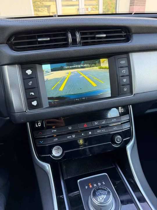 2016 Jaguar X260 XF - Image 12 of 16