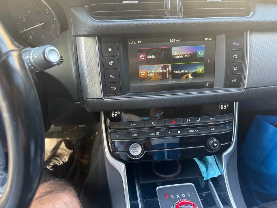 2016 Jaguar X260 XF - Image 9 of 13