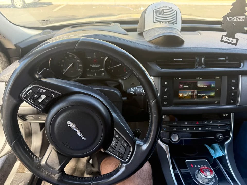 2016 Jaguar X260 XF - Image 10 of 13