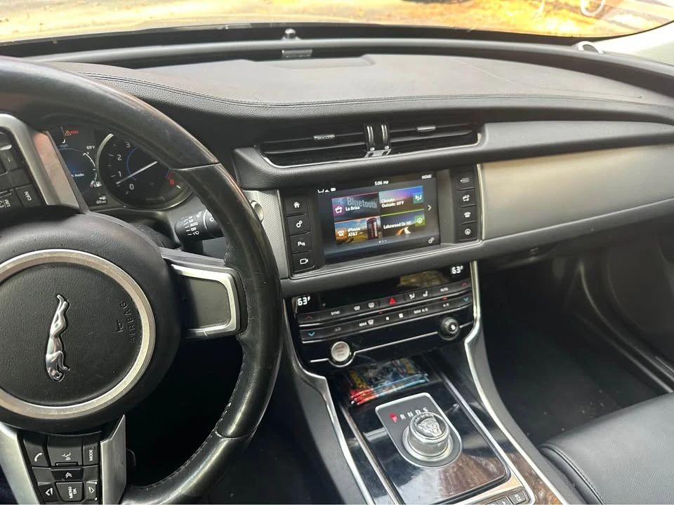 2016 Jaguar X260 XF - Image 4 of 4