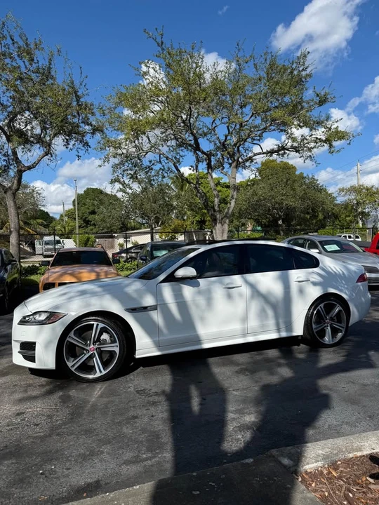 2016 Jaguar X260 XF - Image 5 of 17