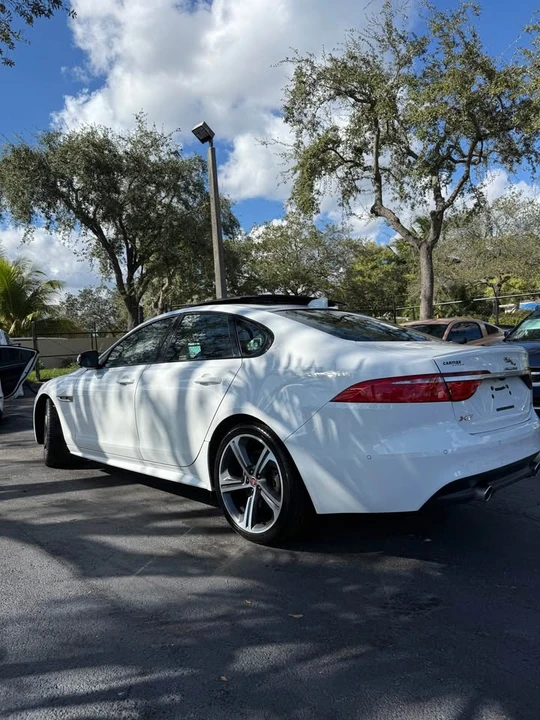 2016 Jaguar X260 XF - Image 4 of 17