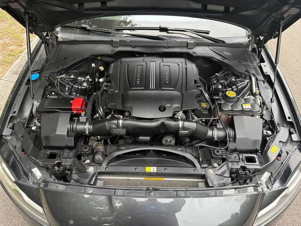 2016 Jaguar X260 XF - Image 19 of 20