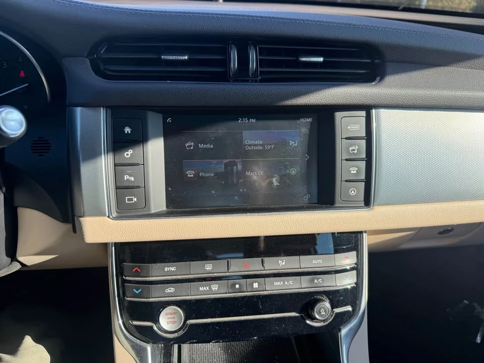 2016 Jaguar X260 XF - Image 13 of 18