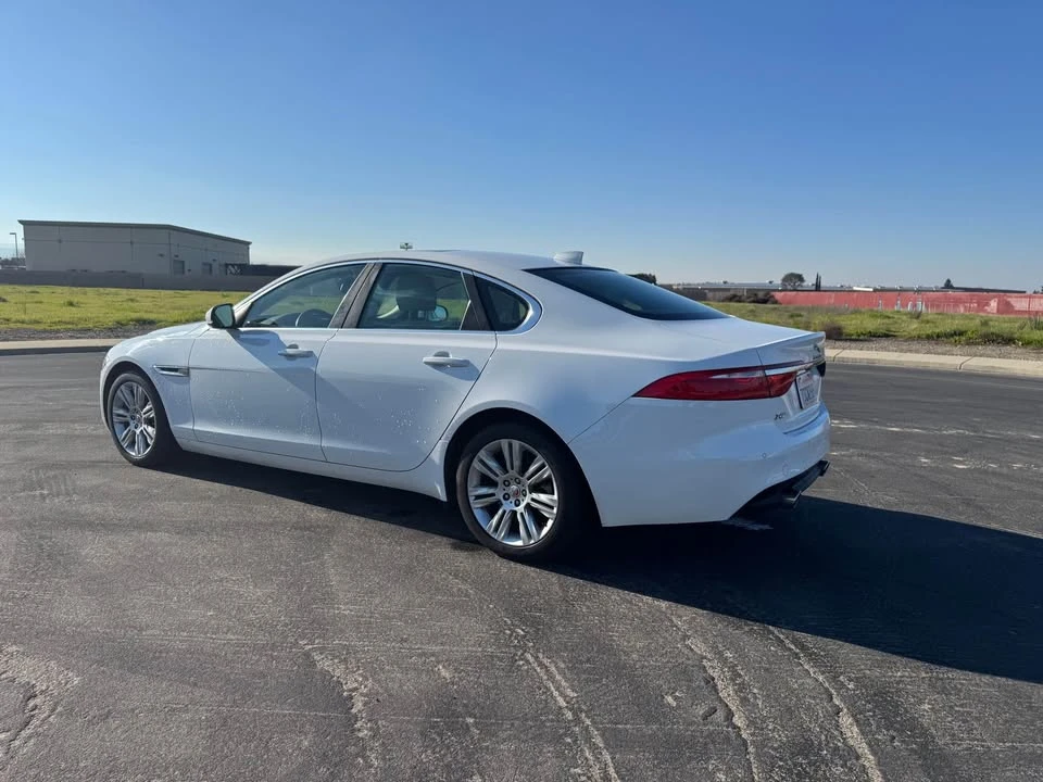 2016 Jaguar X260 XF - Image 3 of 18