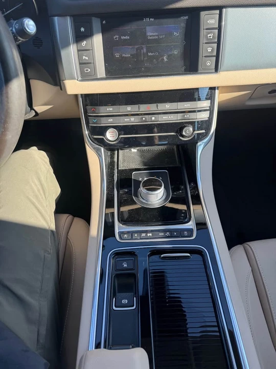 2016 Jaguar X260 XF - Image 18 of 18