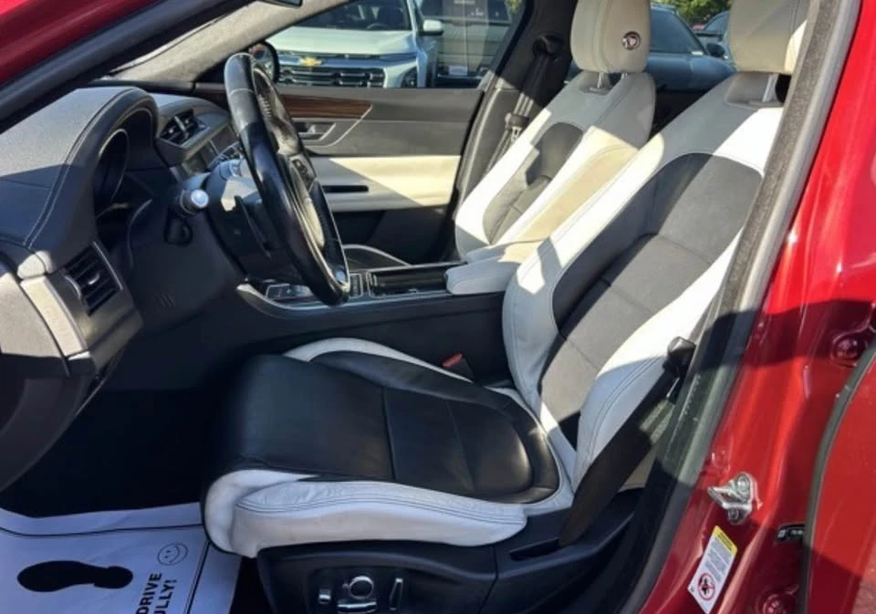 2016 Jaguar X260 XF - Image 10 of 20