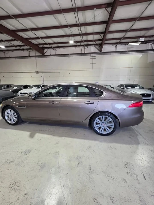 2016 Jaguar X260 XF - Image 8 of 19