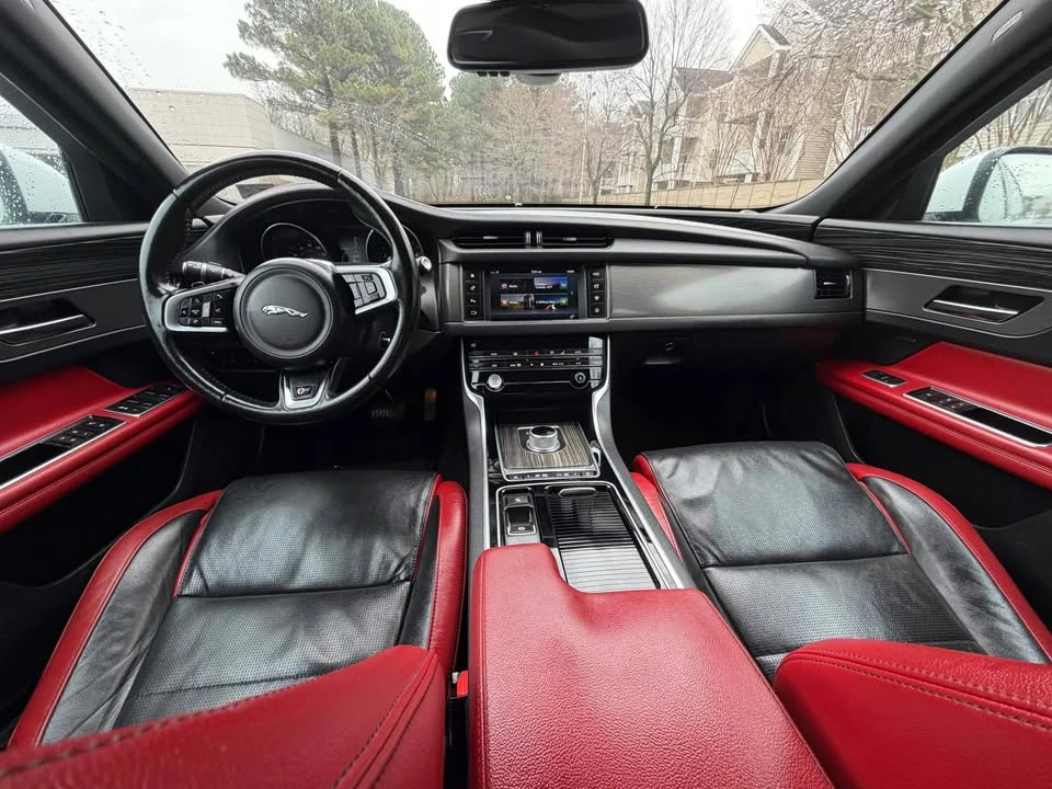 2016 Jaguar X260 XF - Image 12 of 18