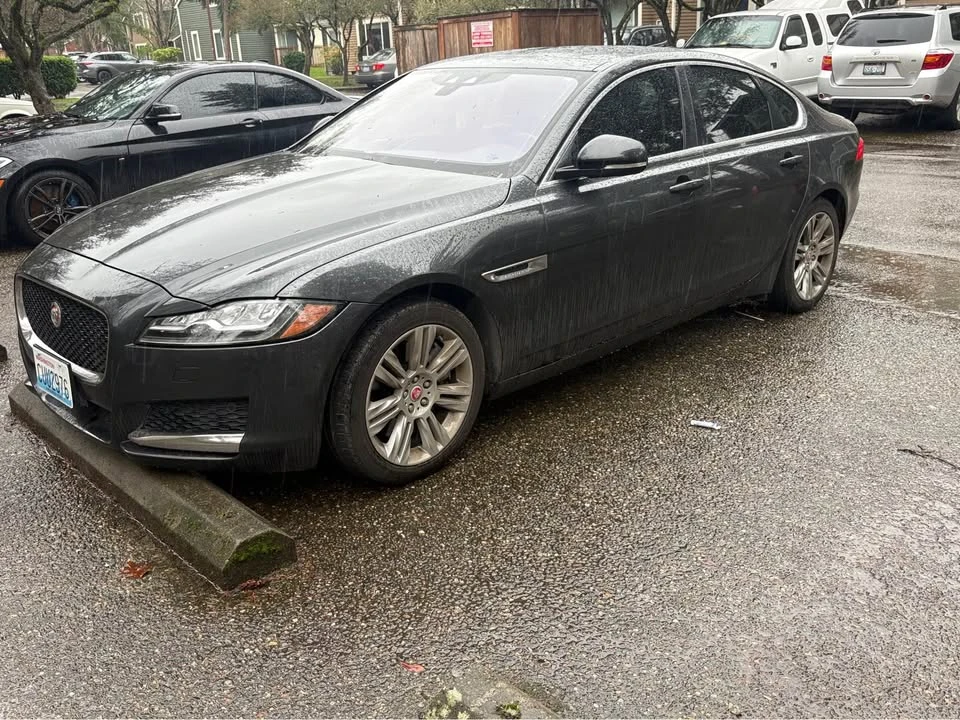 2016 Jaguar X260 XF - Image 2 of 3