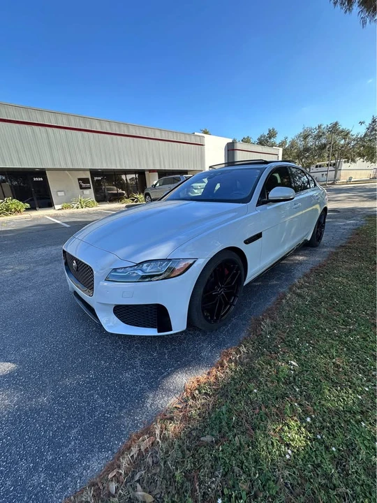 2016 Jaguar X260 XF - Image 3 of 17