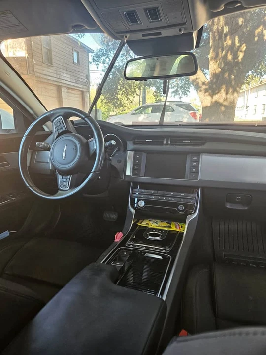 2016 Jaguar X260 XF - Image 5 of 5