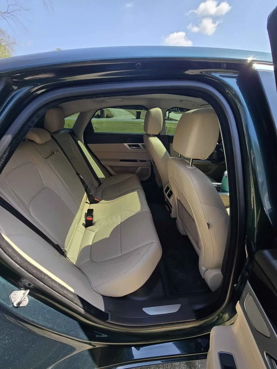 2016 Jaguar X260 XF - Image 13 of 16
