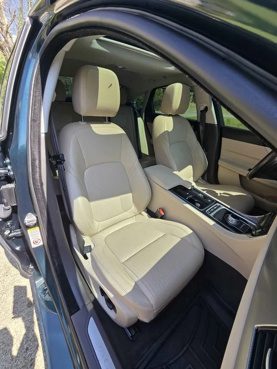 2016 Jaguar X260 XF - Image 16 of 16