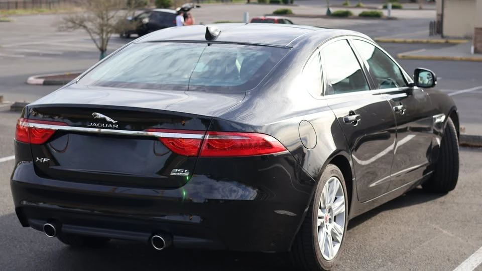 2016 Jaguar X260 XF - Image 2 of 20