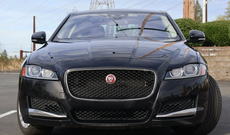2016 Jaguar X260 XF - Image 18 of 20