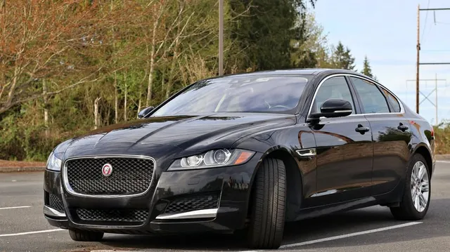 2016 Jaguar XF Premium