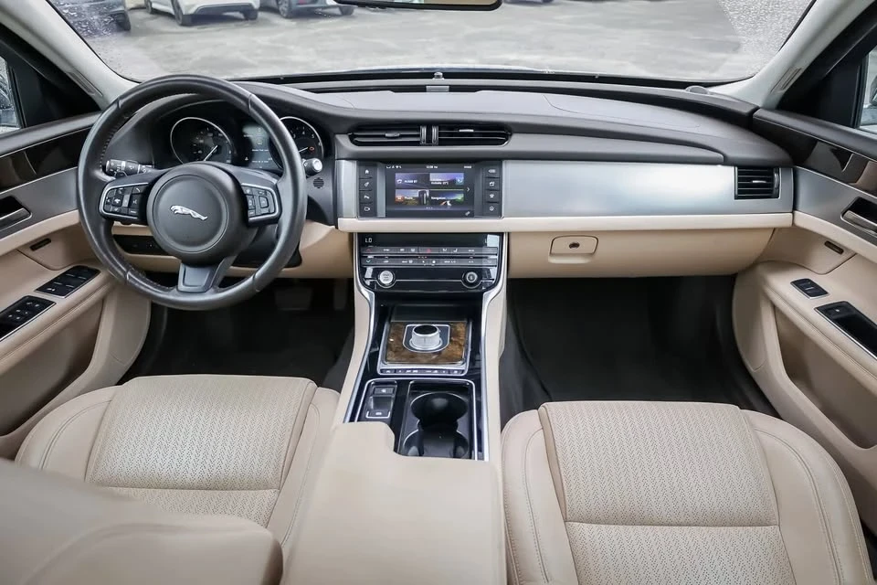 2016 Jaguar X260 XF - Image 3 of 8