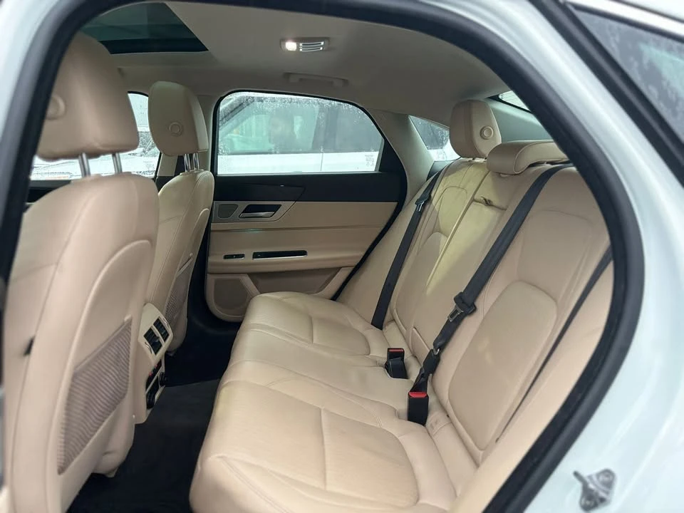 2016 Jaguar X260 XF - Image 20 of 20