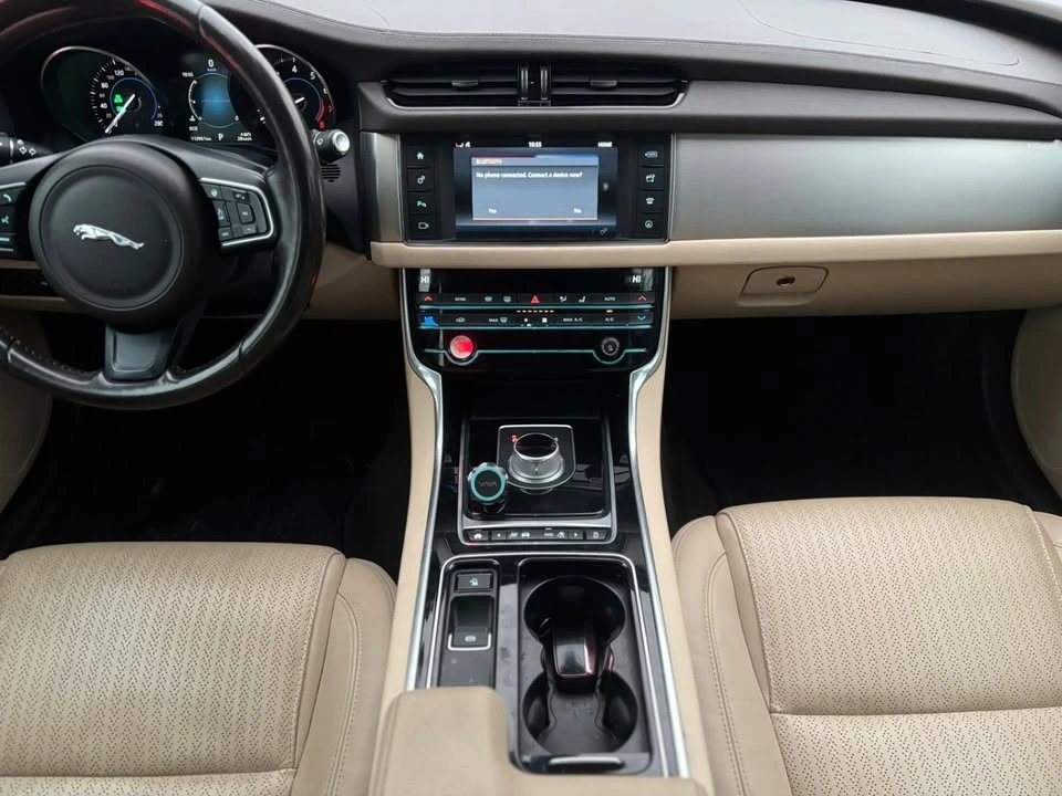 2016 Jaguar X260 XF - Image 14 of 20