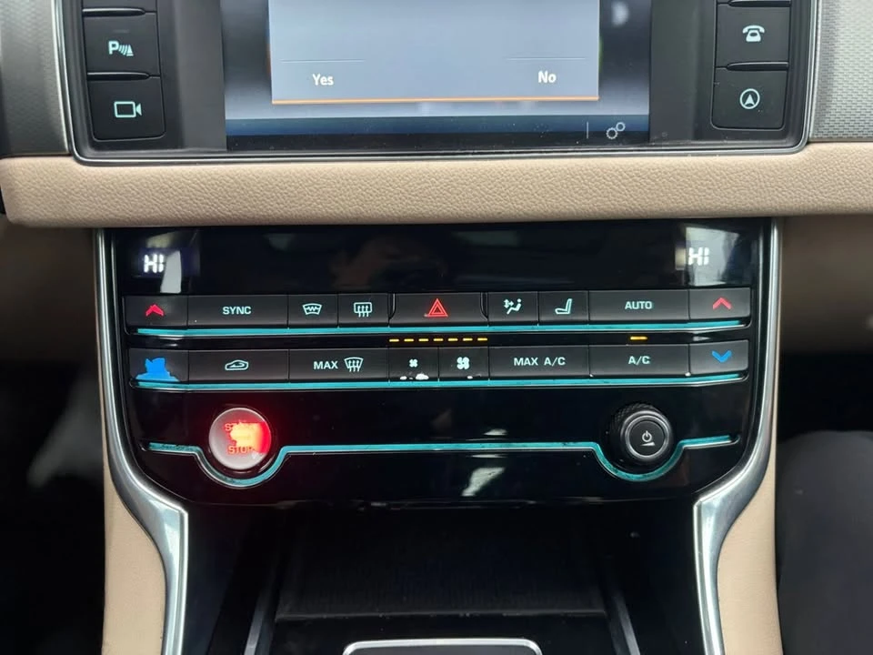2016 Jaguar X260 XF - Image 17 of 20
