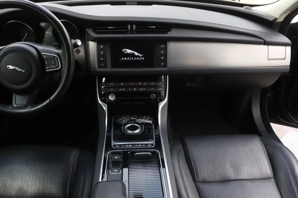 2016 Jaguar X260 XF - Image 7 of 15