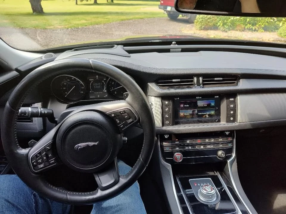 2016 Jaguar X260 XF - Image 11 of 21