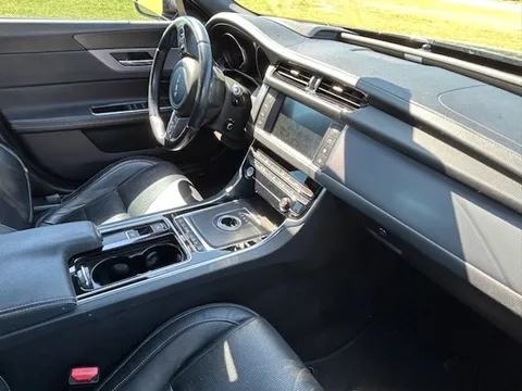 2016 Jaguar XF R Sport